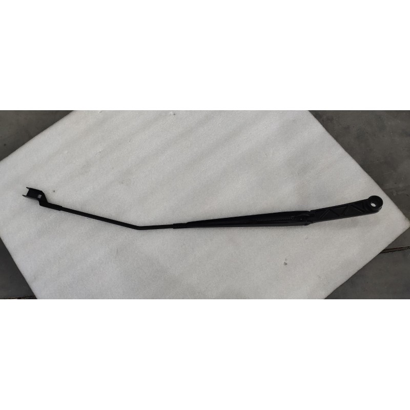 Bras droit d'essuie-glace avant - BYD - 13580146-00