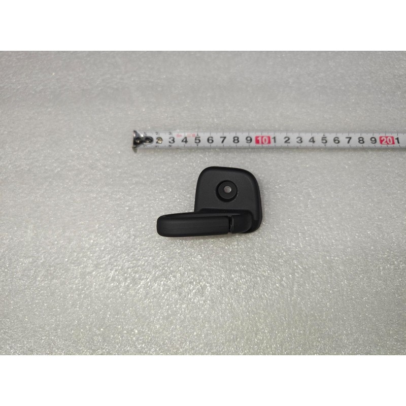 Guide gauche (noir A7) - BYD - 18046597-00