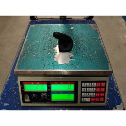 Guide droit (noir A7) - BYD - 18046591-00
