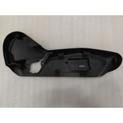 Cache latéral gauche de siège conducteur - BYD - 18038614-00