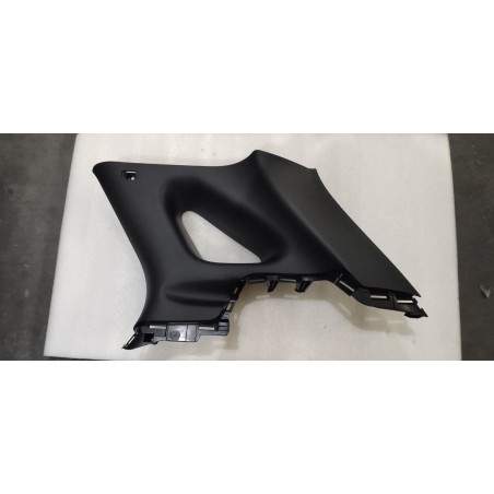 Garniture supérieure de montant C droit-Noir A7 - BYD - 17980963-00