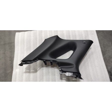 Garniture supérieure de montant C gauche-Noir A7 - BYD - 17980936-00