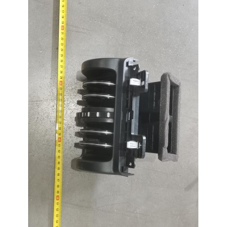 Aérateur de console centrale-Gris HDE - BYD - 17708758-00