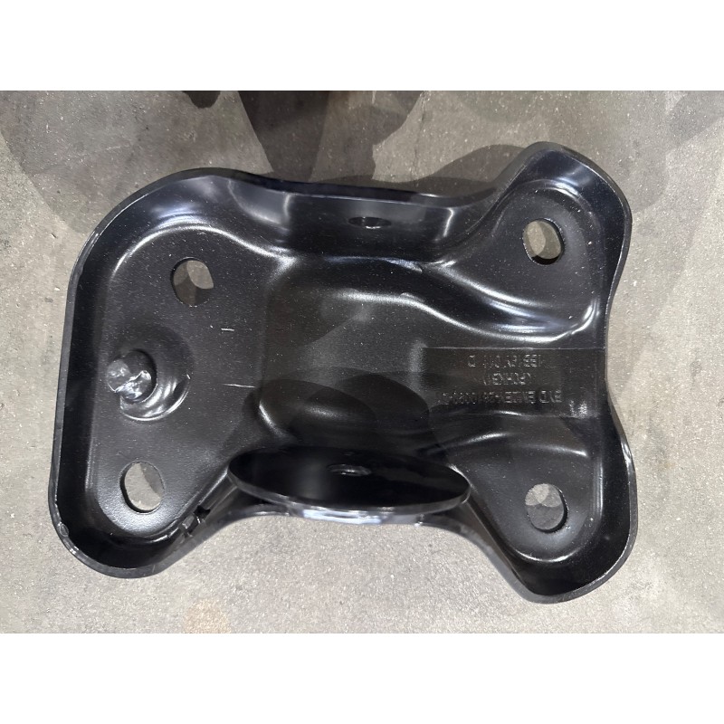 Support de fixation gauche de barre de torsion arrière - BYD - 17694460-00