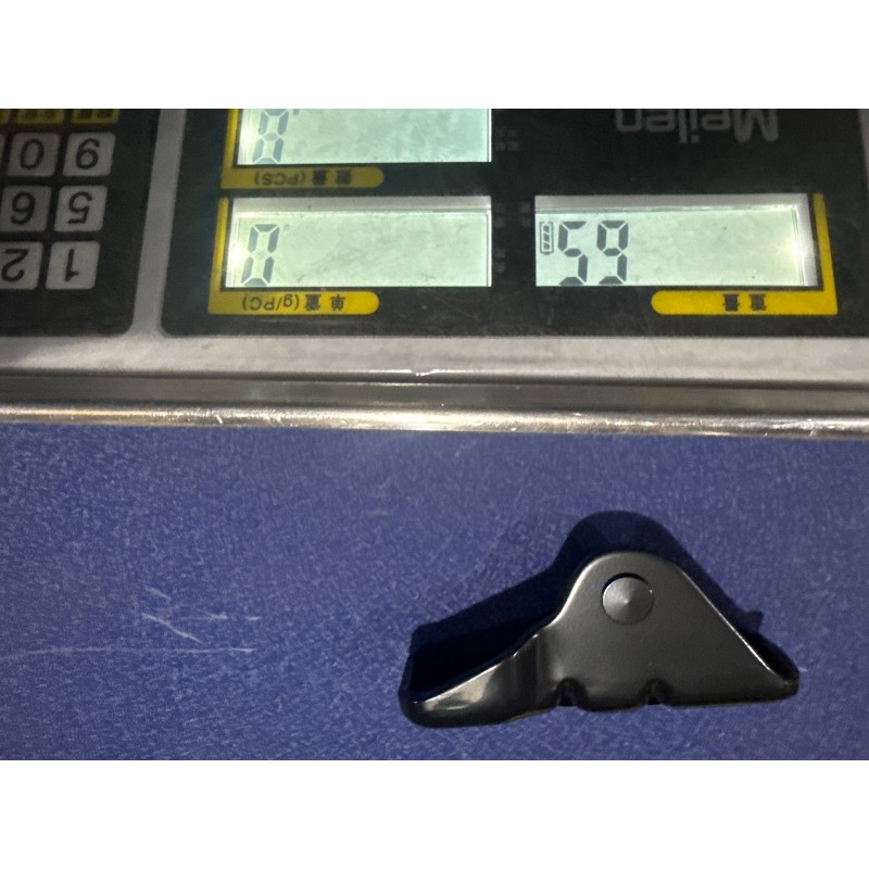 Support de vérin à gaz gauche de capot avant - BYD - 13339445-00