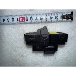 Commande lève-vitre arrière - BYD - 17478634-00