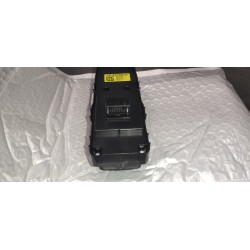 Commande lève-vitre avant gauche - BYD - 17478631-00