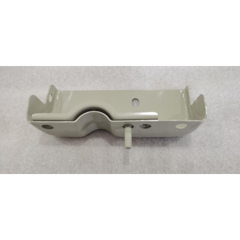 Support de fixation droit du faisceau tubulaire du groupe d'instruments du tableau de bord - BYD - 17401953-00