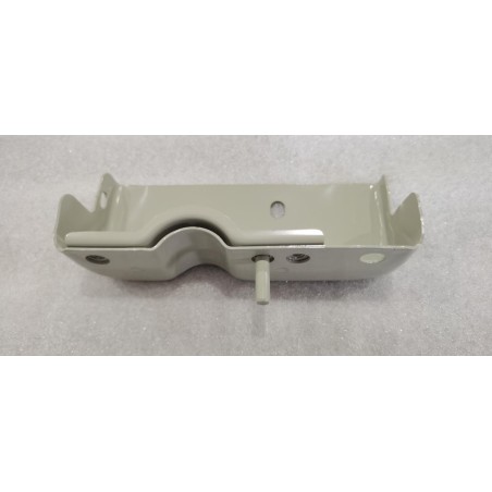 Support de fixation droit du faisceau tubulaire du groupe d'instruments du tableau de bord - BYD - 17401953-00