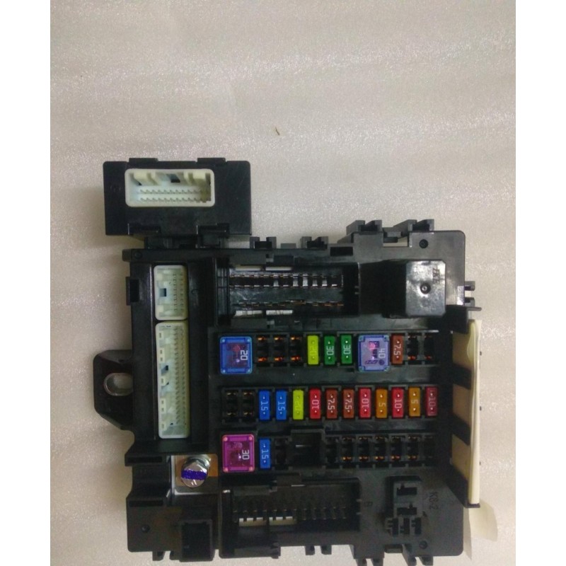 Boîtier de distribution de compartiment arrière - BYD - 13264947-00