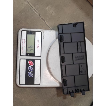 Couvercle d'accès de paroi latérale arrière droite - BYD - 17339070-00
