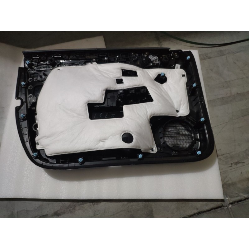 Garniture de porte avant droite-Gris - BYD - 17274664-00