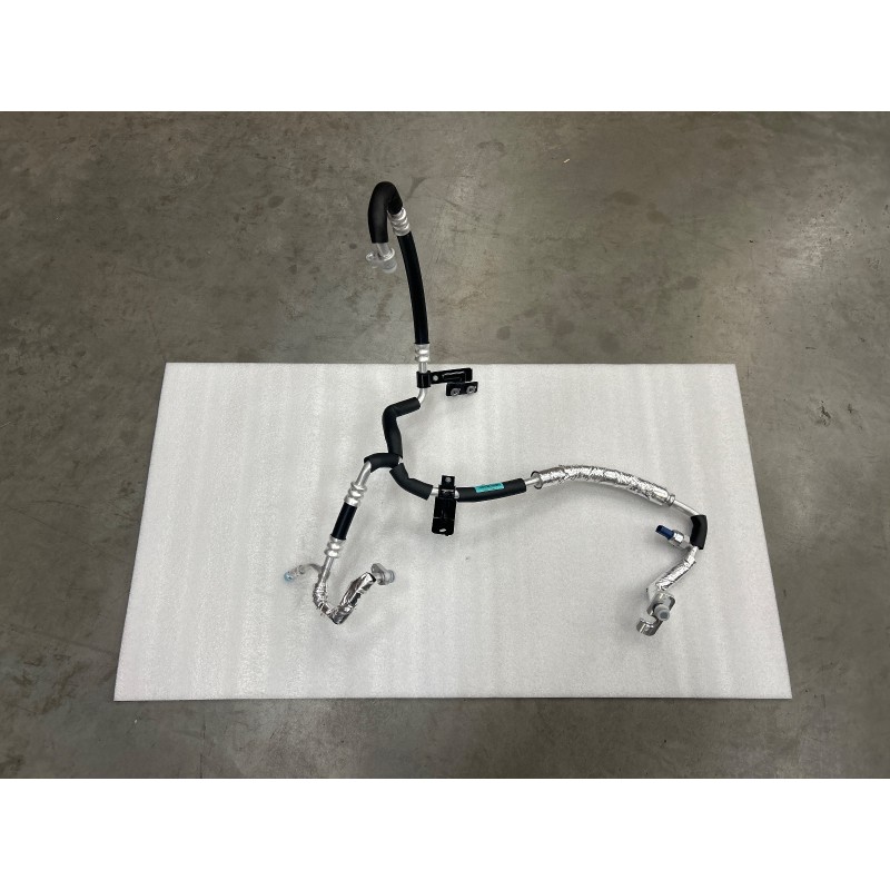 Conduite d'aspiration de compresseur 2 - BYD - 17227628-00