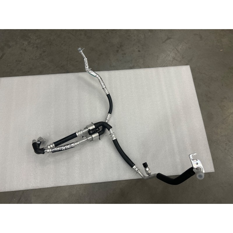 Conduite de fluide frigorigène 3 - BYD - 17227455-00