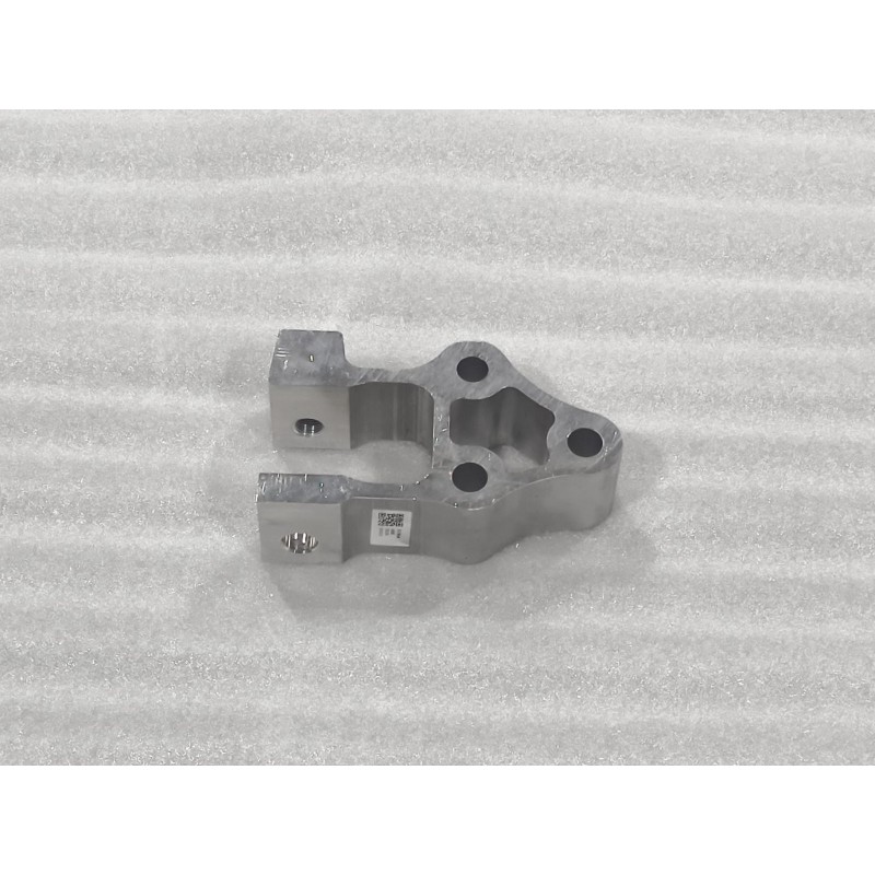 Support de suspension arrière du groupe motopropulseur - BYD - 17227348-00