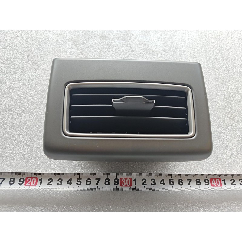 Panneau d'aération arrière de console centrale - Argent polaire mat - BYD - 17209939-00