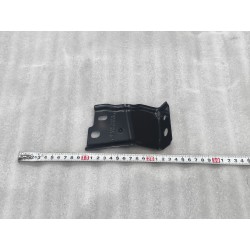 Support de liaison inférieur gauche de plancher arrière - BYD - 17151970-00