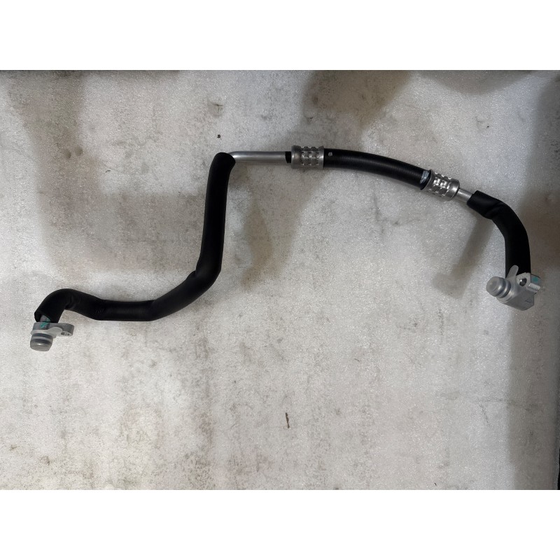 Tube de décharge de compresseur 2 - BYD - 17074552-00