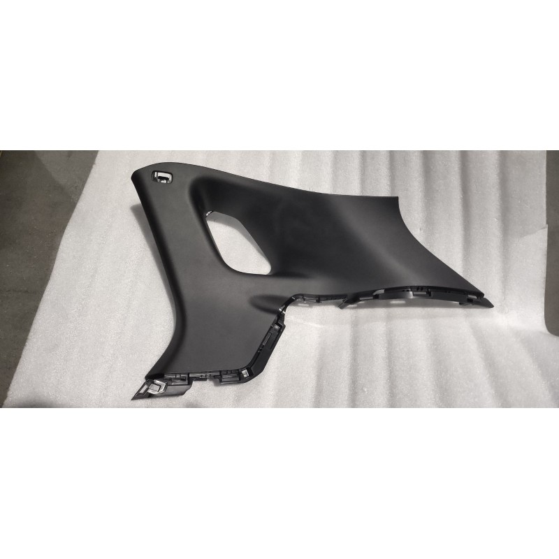 Blindage supérieur de montant C droit - BYD - 17064686-00