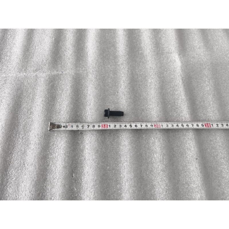 Connecteur inférieur de ceinture de sécurité siège central arrière - BYD - 17044292-00