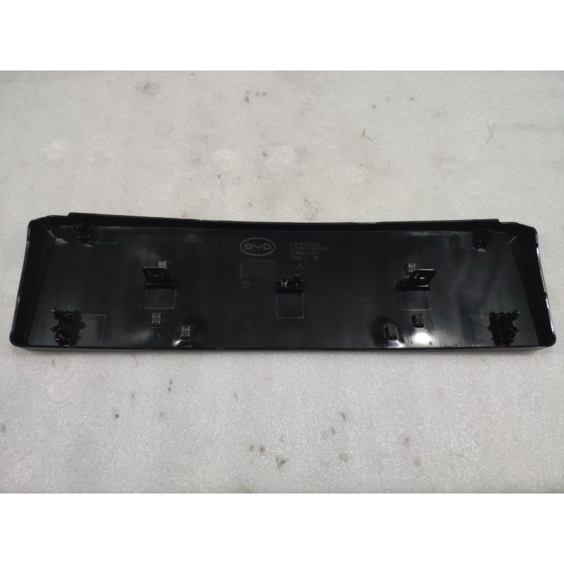 Support de plaque d'immatriculation avant - BYD - 17030006-00