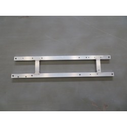 Traverse de compartiment avant - BYD - 13129669-00