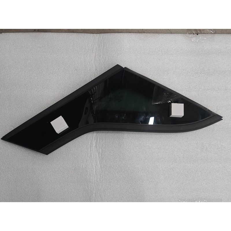 Vitre latérale arrière gauche - BYD - 16932077-00