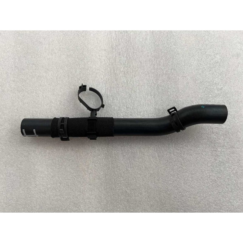 Tuyaux de refroidissement 3 - BYD - 16918633-00
