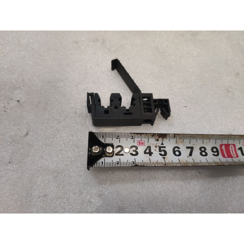 Collier de serrage triple pour conduite - BYD - 16903946-00