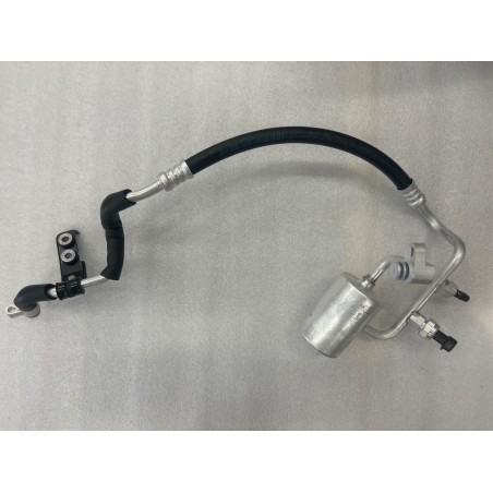 Conduite de refoulement de compresseur 1 - BYD - 16898189-00
