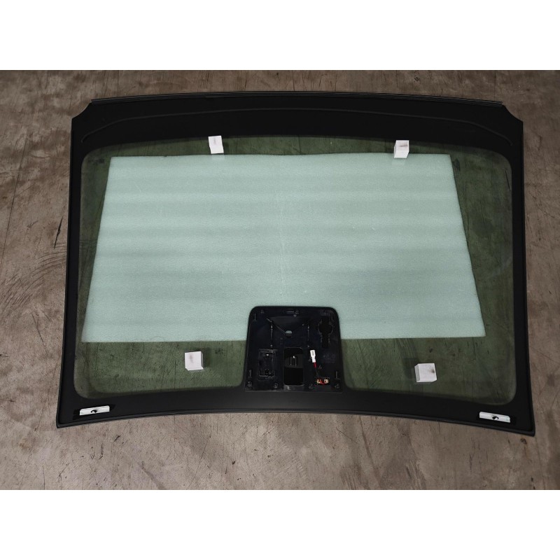 Vitrage de pare-brise avant - BYD - 16896894-00