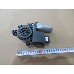 Moteur de porte arrière gauche - BYD - 13066651-00