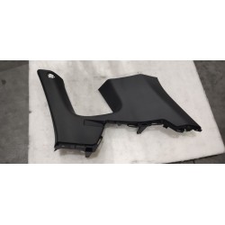 Garniture supérieure de montant C droit-Noir A7 - BYD - 16762315-00