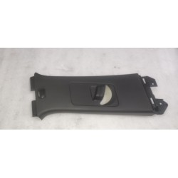 Garniture supérieure de montant B droit-Noir A7 - BYD - 16762305-00