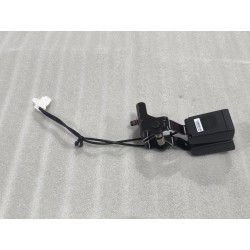 Boucle de ceinture de sécurité arrière centrale - BYD - 16676511-00