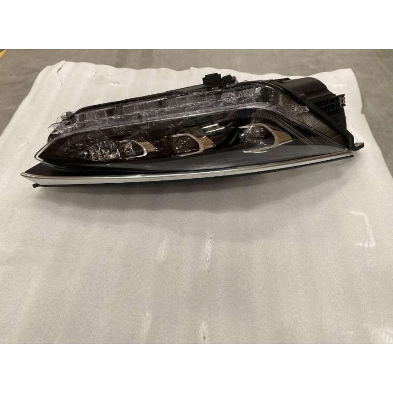 Projecteur droit - BYD - 13003829-00