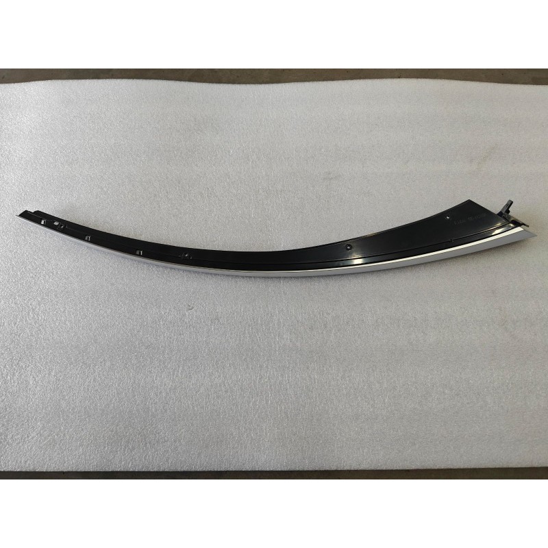 Baguette chromée droite - BYD - 12992077-00