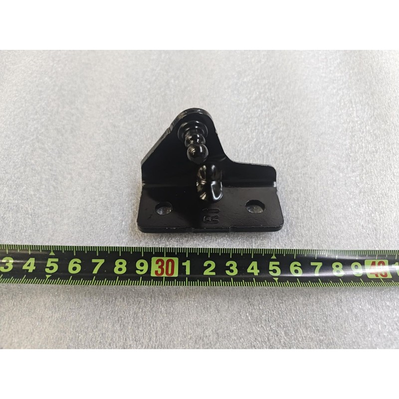 Support inférieur de vérin électrique droit de couvercle de coffre - BYD - 16636142-00