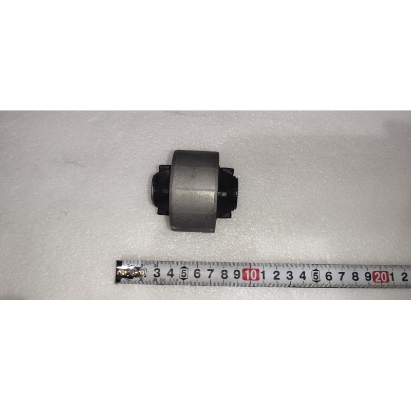 Bague arrière de bras oscillant - BYD - 16633987-00