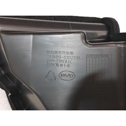Déflecteur droit de radiateur - BYD - 16602172-00