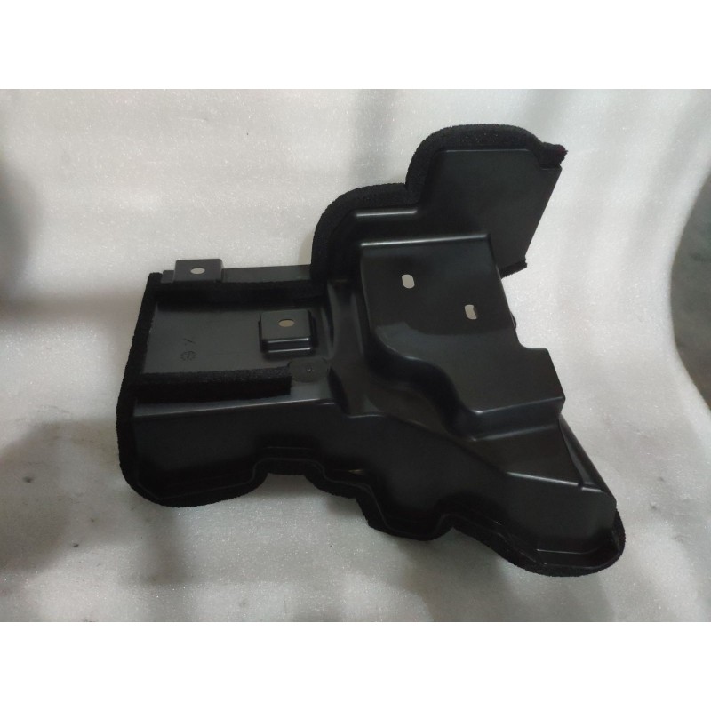 Déflecteur gauche de radiateur - BYD - 16602170-00