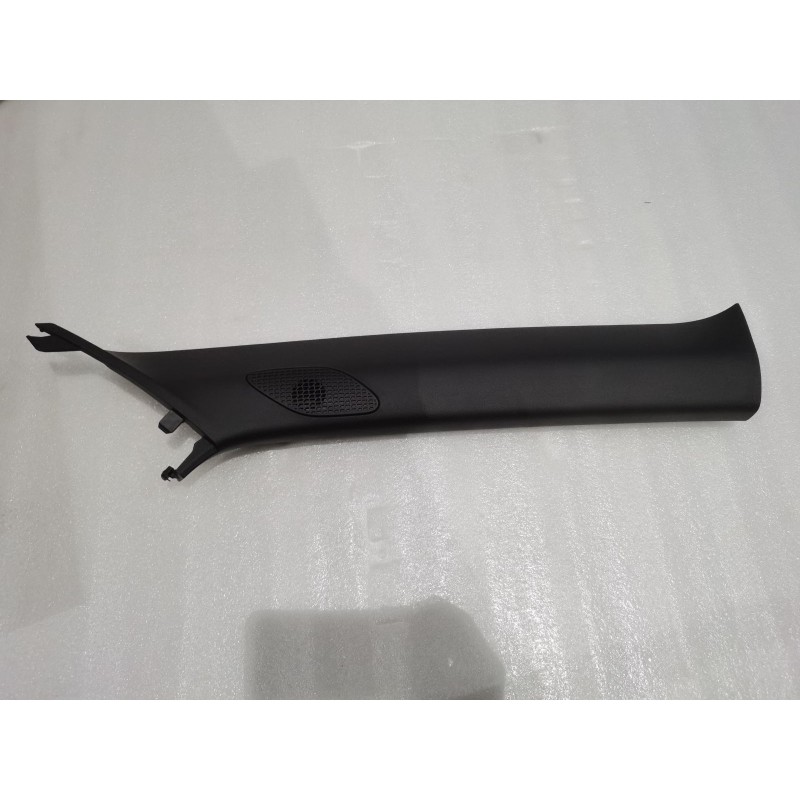 Protection supérieur du montant A droit - noir foncé 5 - BYD - 16586955-00
