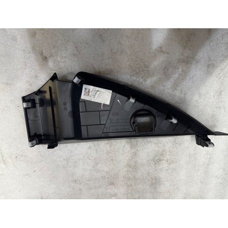 Blindage droit de tableau de bord-Noir A7 - BYD - 16569229-00