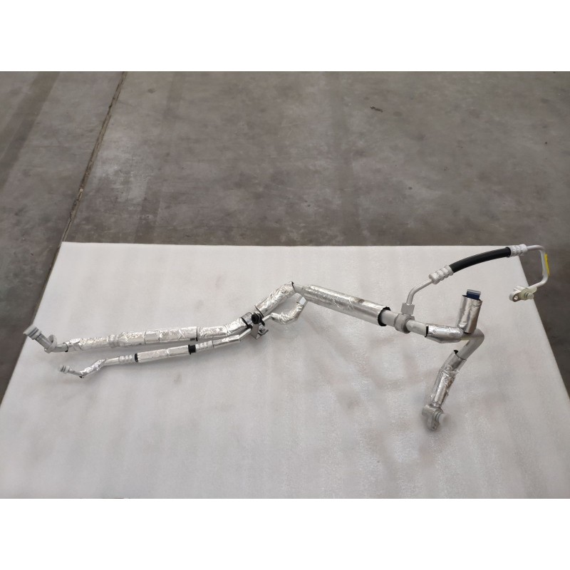 Conduite d'aspiration et conduite de réfrigération compresseur - BYD - 16527136-00