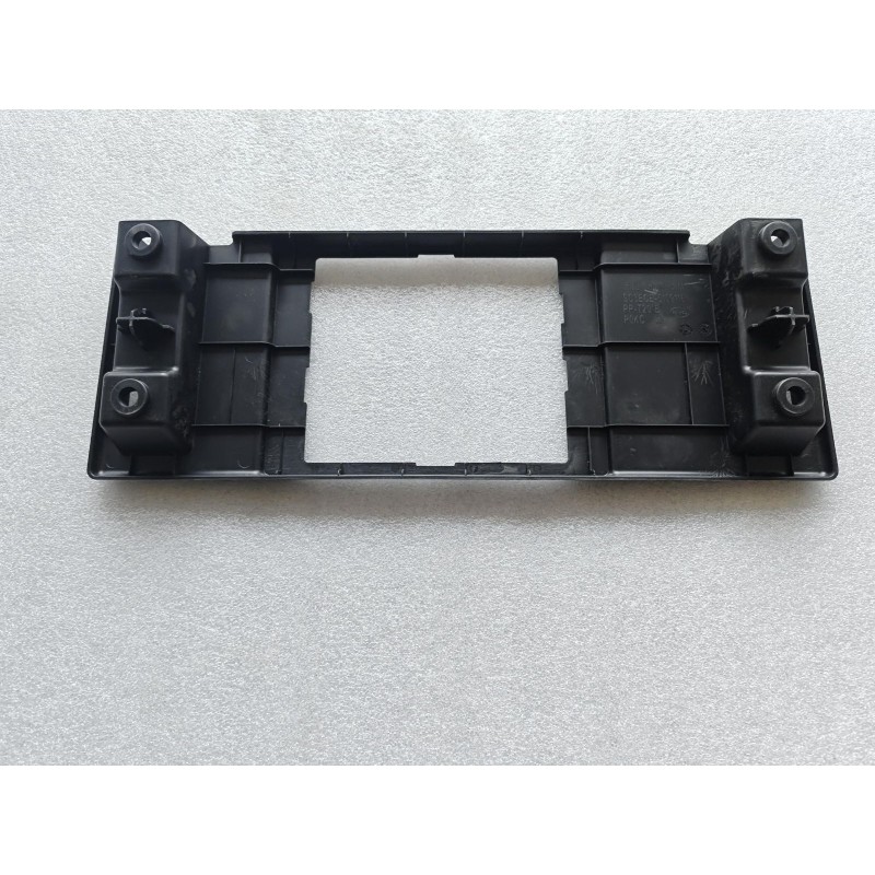 Protection inférieure de moquette de siège arrière - BYD - 16516369-00
