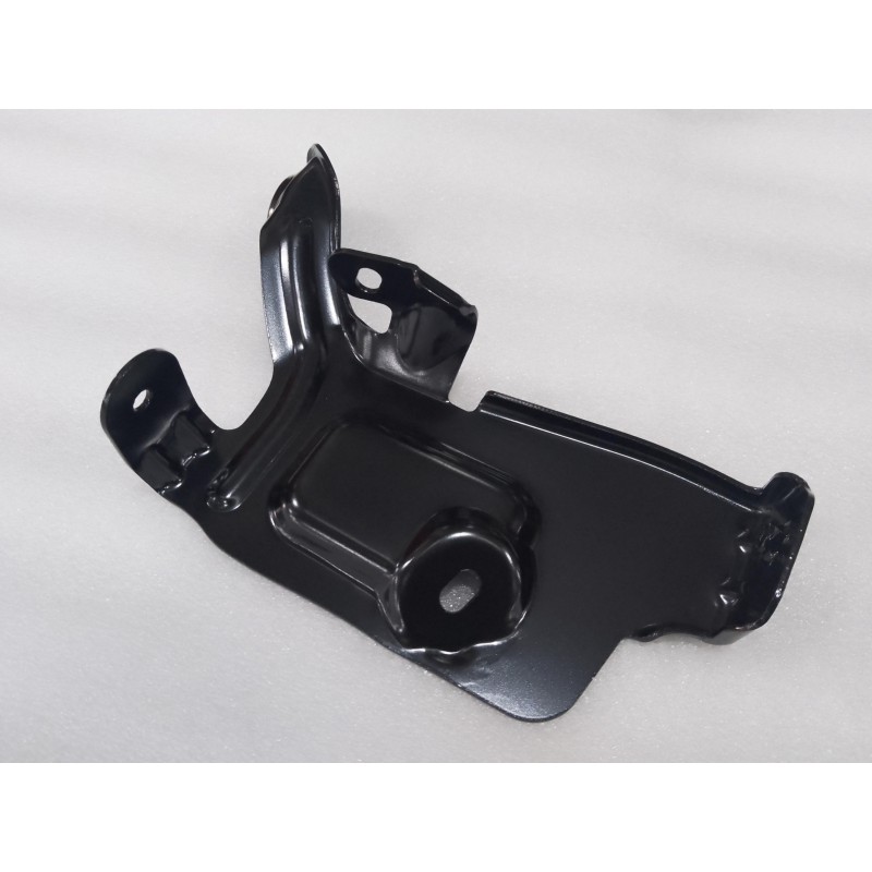 UEA-3102770D-1Ensemble support droit de bavette de faux-châssis arrière - BYD - 16501127-00