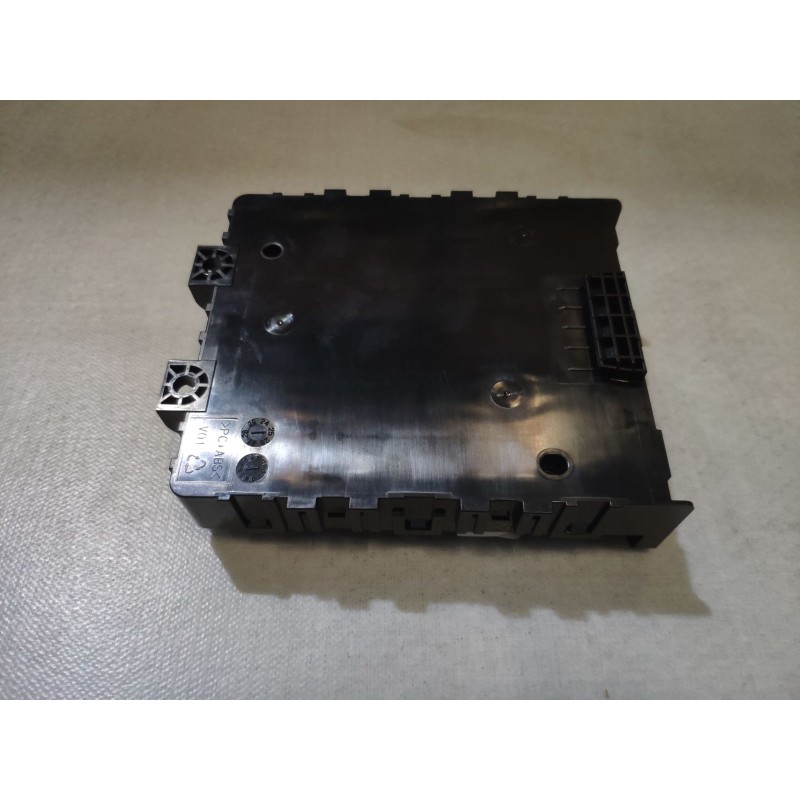 Contrôleur de carrosserie droit - BYD - 16469323-00