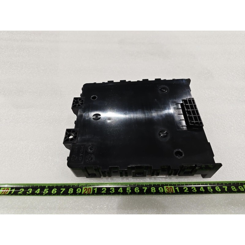 Contrôleur de carrosserie droit - BYD - 16469320-00