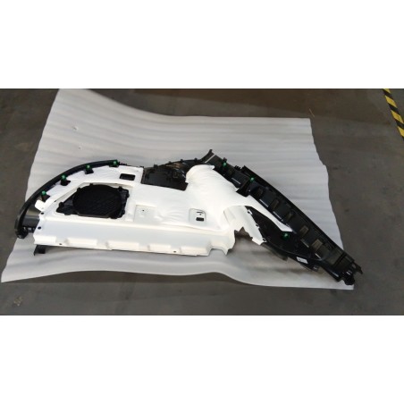 Blindage de paroi latérale arrière droite - noir foncé 5 - BYD - 16406349-00