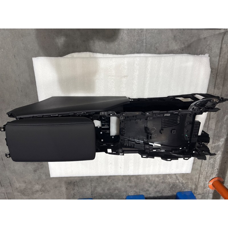 Caisse de console centrale auxiliaire - noir foncé 5 - BYD - 16388969-00